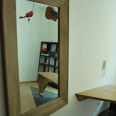 Dada Aparthotel *