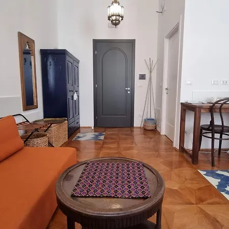 Dada Aparthotel