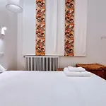 Dada Aparthotel 4*