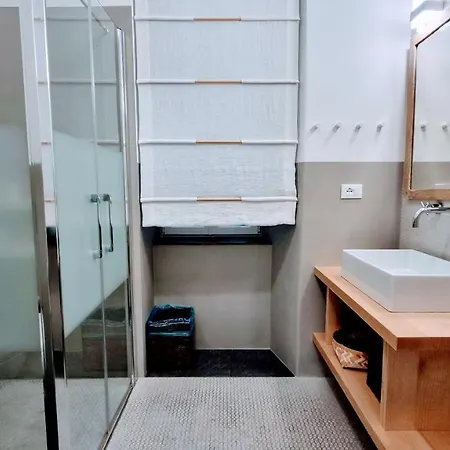 Dada Aparthotel 4*