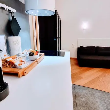 Dada Aparthotel 4*