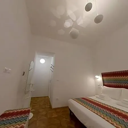 Dada Aparthotel